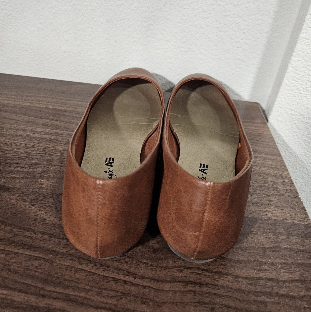 American Eagle Brown Flats - Picture 4 of 5